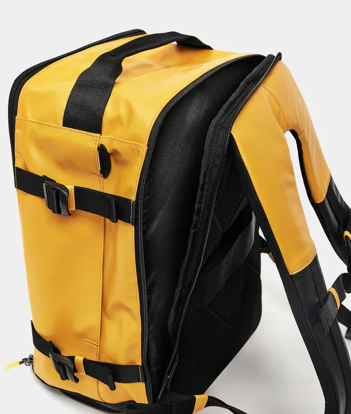 Mandarina Duck σακίδιο πλάτης ταξιδίου eco coated Yellow P10OST08-05J